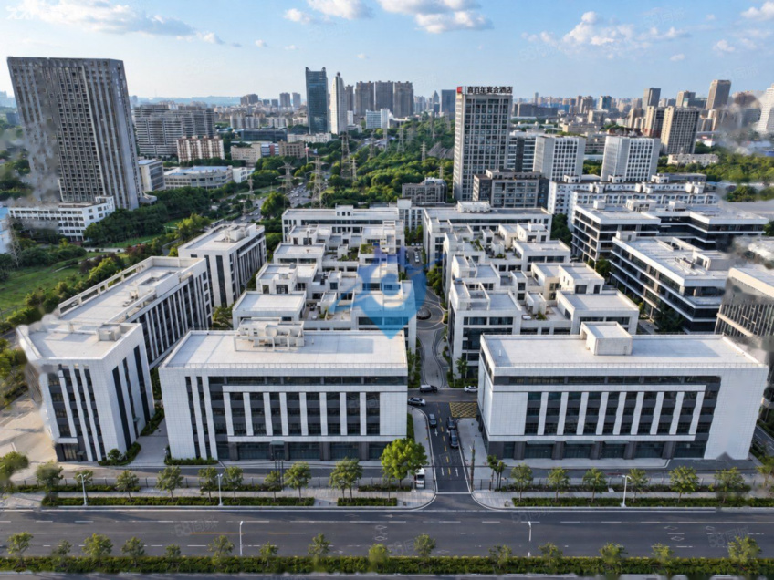 高新区合欢路一楼门面,市口好,展示面好丨园区配套,通燃气,层高5.6米